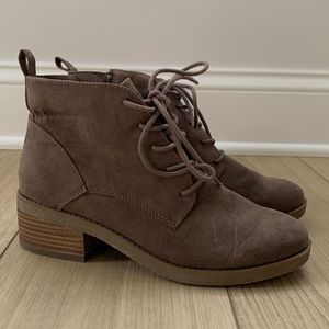 Lace Up Ankle Boots 6.5